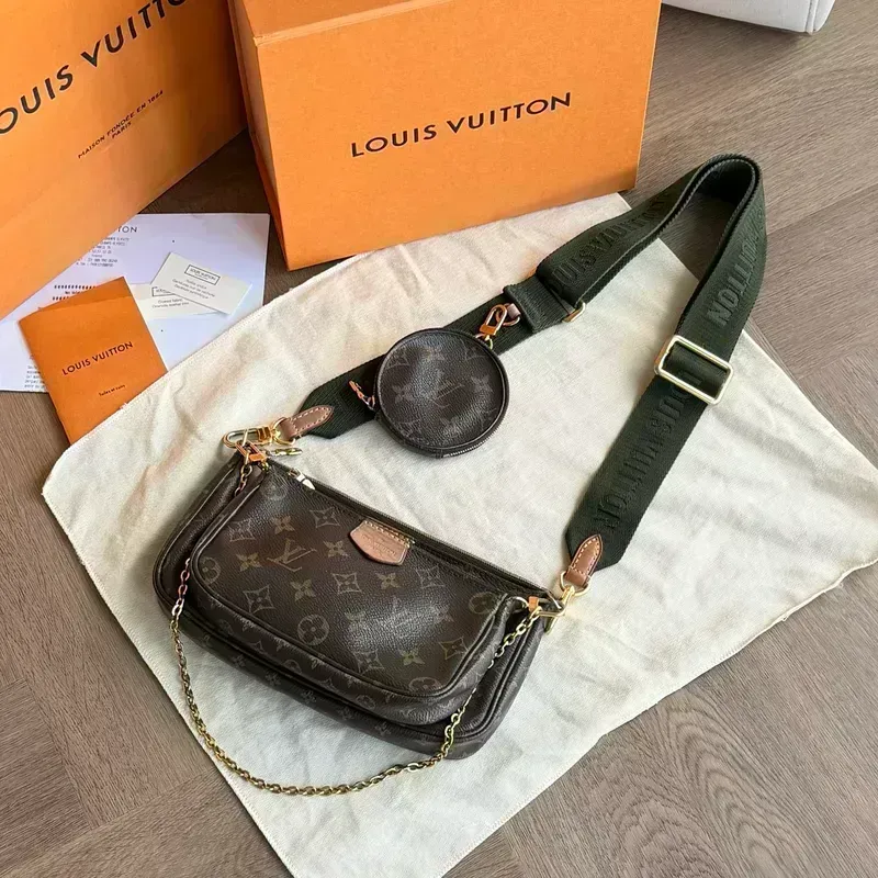 LV Multi Pochette 2020