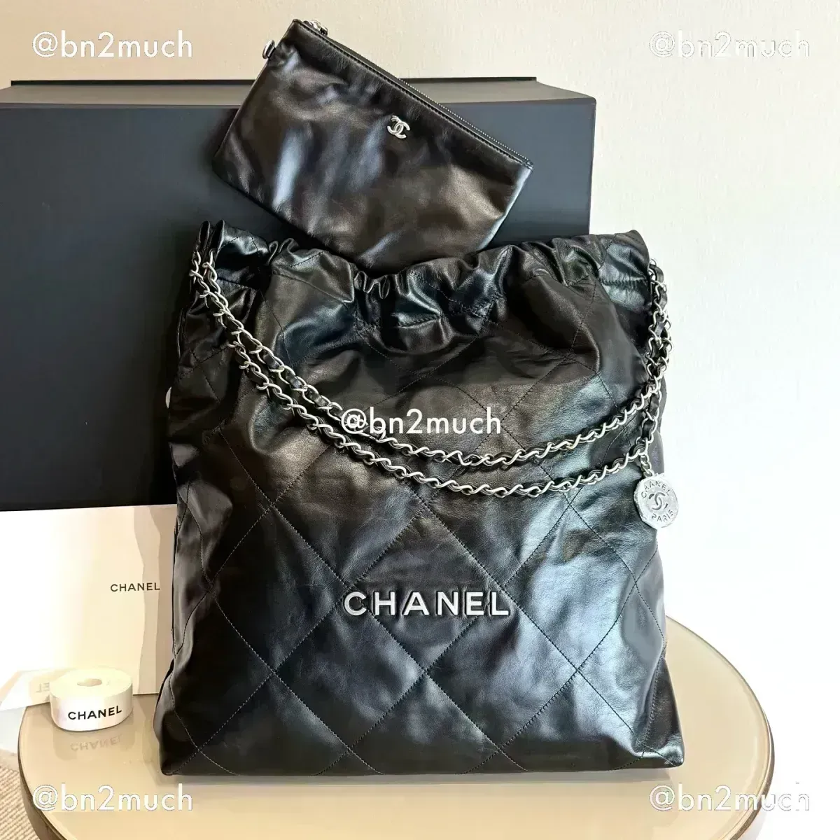 CHANEL 22 Large Microchip SHW